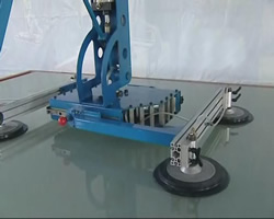 Glass Manipulator Has Safety Precaution